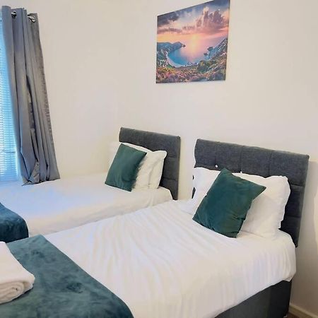 Starview Apartment-Vitoria Lexden Dış mekan fotoğraf